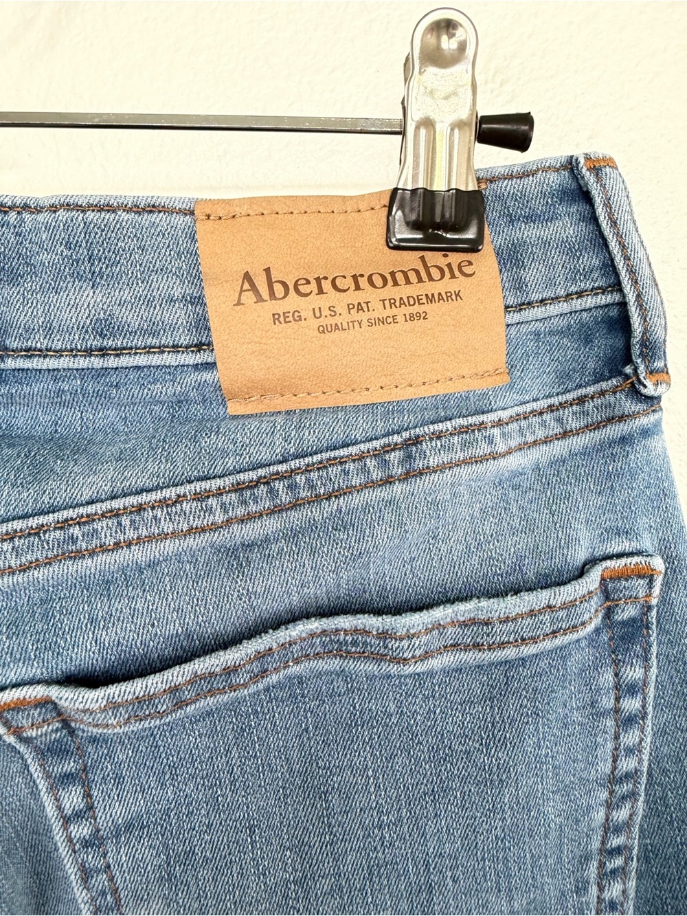 Abercrombie Kids Jeans Boys 11/12 Long Denim Taper Casual Preppy Pant - Picture 8 of 13